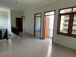 5 Bedroom House for sale in Gamping, Sleman, Gamping