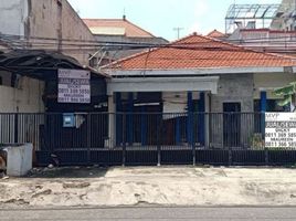  Villa zu verkaufen in Tambaksari, East Jawa, Tambaksari