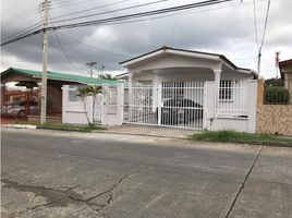 3 Habitación Villa en venta en Omar Torrijos, San Miguelito, Omar Torrijos