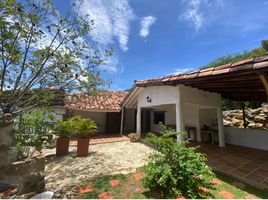 Estudio Casa en venta en Colombia, Cabrera, Santander, Colombia