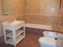 Villa 3 chambre à vendre à La Matanza, Buenos Aires, La Matanza