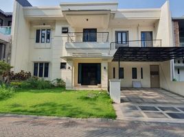Villa 4 chambre à vendre à Lakarsantri, East Jawa, Lakarsantri