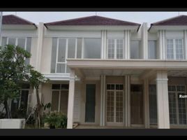 4 Habitación Villa en venta en Sukolilo, East Jawa, Sukolilo