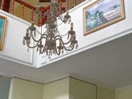 4 Habitación Villa en venta en Dukuhpakis, East Jawa, Dukuhpakis