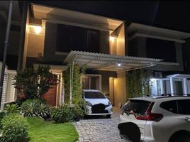4 Kamar Vila for sale in Lakarsantri, East Jawa, Lakarsantri, Surabaya, East Jawa, Indonesia