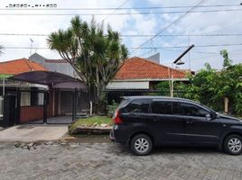 4 Bedroom House for sale in Siloam Hospitals Surabaya, Gubeng, Gubeng