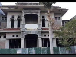 7 Schlafzimmer Villa zu verkaufen in Dukuhpakis, East Jawa, Dukuhpakis