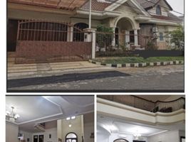 7 Bedroom House for sale in Siloam Hospitals Surabaya, Gubeng, Gubeng