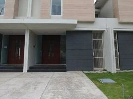 3 Schlafzimmer Villa zu verkaufen in Tambaksari, East Jawa, Tambaksari