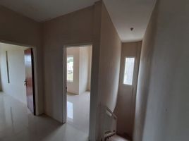 4 Bedroom House for sale in Dukuhpakis, Surabaya, Dukuhpakis