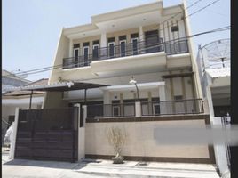 4 Habitación Villa en venta en Mulyorejo, East Jawa, Mulyorejo