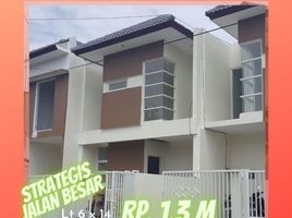 3 Habitación Villa en venta en Rungkut, East Jawa, Rungkut
