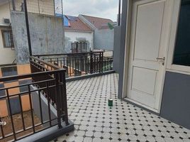 7 Kamar Rumah for sale in Cakung, Jakarta Timur, Cakung