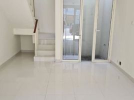 Maison 2 chambre à vendre à Wiyung, East Jawa, Wiyung