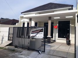 4 Bedroom House for sale in Semarang Barat, Semarang, Semarang Barat