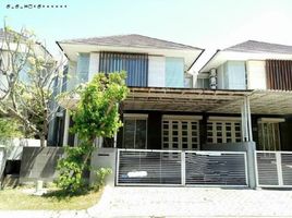 4 Habitación Villa en venta en Wiyung, East Jawa, Wiyung