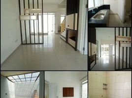 3 Bedroom Villa for sale in Cicadas, Bandung, Cicadas