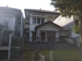 4 Bedroom House for sale in Dukuhpakis, Surabaya, Dukuhpakis