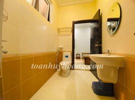 4 Phòng ngủ Nhà mặt tiền for rent in Ô Chợ Dừa, Đống Đa, Ô Chợ Dừa
