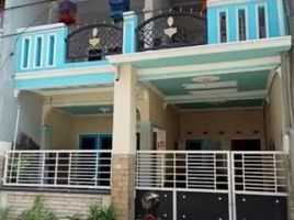 3 Bedroom House for sale in Jambangan, Surabaya, Jambangan