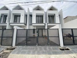 Villa 3 chambre à vendre à Dukuhpakis, East Jawa, Dukuhpakis