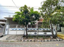 3 Kamar Vila for sale in Gunung Anyar, East Jawa, Gunung Anyar