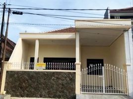 3 Kamar Vila for rent in Indonesia, Rungkut, Surabaya, East Jawa, Indonesia