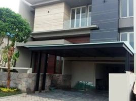 5 Bedroom House for sale in East Jawa, Lakarsantri, Surabaya, East Jawa