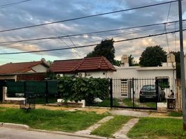 2 Bedroom House for sale in General Sarmiento, Buenos Aires, General Sarmiento