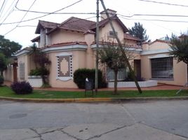 Studio Villa for sale in Buenos Aires, Moron, Buenos Aires