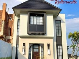 3 Kamar Vila for sale in Tembalang, Semarang, Tembalang