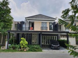 5 Bedroom House for sale in Wiyung, Surabaya, Wiyung