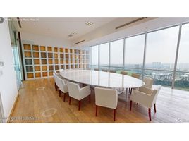 1,200 m2 Office for rent in Mexique, Huixquilucan, Mexico, Mexique