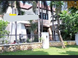 5 Habitación Villa en venta en Dukuhpakis, East Jawa, Dukuhpakis