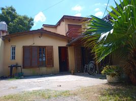 2 Bedroom House for sale in General Sarmiento, Buenos Aires, General Sarmiento