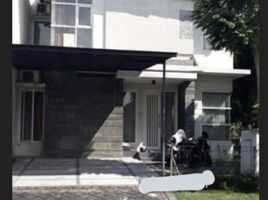 4 Habitación Villa en venta en Dukuhpakis, East Jawa, Dukuhpakis