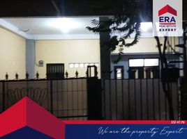 8 Kamar Rumah for sale in Bekasi Selatan, Bekasi, Bekasi Selatan