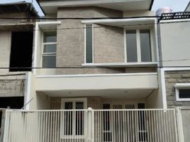 3 Habitación Villa en venta en Tambaksari, East Jawa, Tambaksari