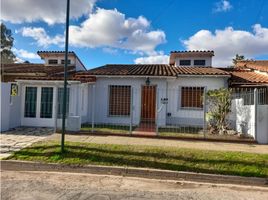 3 Bedroom House for sale in Moron, Buenos Aires, Moron