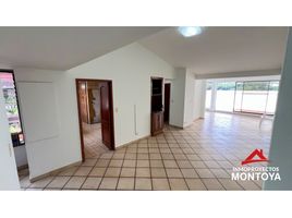 4 Bedroom Apartment for sale in Risaralda, Dosquebradas, Risaralda