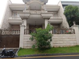 6 Bedroom Villa for sale in Indonesia, Lakarsantri, Surabaya, East Jawa, Indonesia