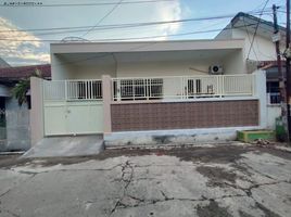 4 Bedroom House for sale in Kenjeran, Surabaya, Kenjeran