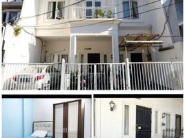 9 Habitación Villa en venta en Mulyorejo, East Jawa, Mulyorejo