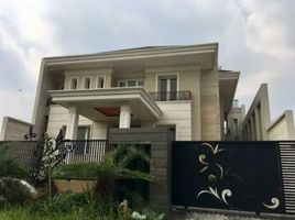 5 Bedroom House for sale in Wiyung, Surabaya, Wiyung