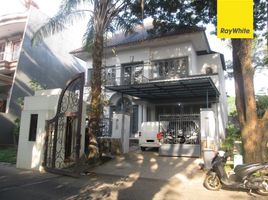 4 Bedroom House for sale in Dukuhpakis, Surabaya, Dukuhpakis