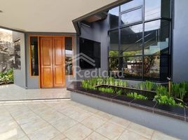 4 Kamar Rumah for sale in Semarang, Jawa Tengah, Semarang Barat, Semarang