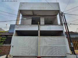 4 Habitación Villa en venta en Mulyorejo, East Jawa, Mulyorejo