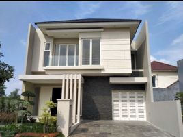5 Habitación Villa en venta en Lakarsantri, East Jawa, Lakarsantri