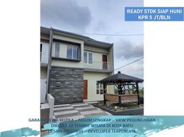 4 Bedroom House for sale in Gayungan, Surabaya, Gayungan