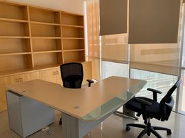 203 m² Office for sale in Mexico, Huixquilucan, Mexico